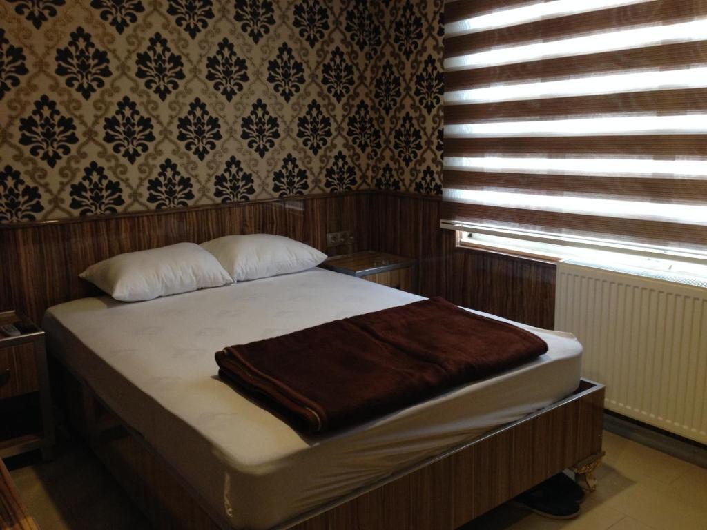 Istiklal Hotel Şanlıurfa Ngoại thất bức ảnh