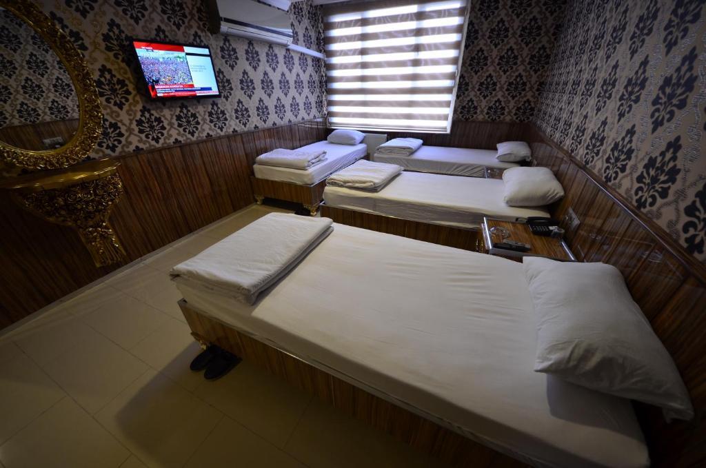 Istiklal Hotel Şanlıurfa Ngoại thất bức ảnh