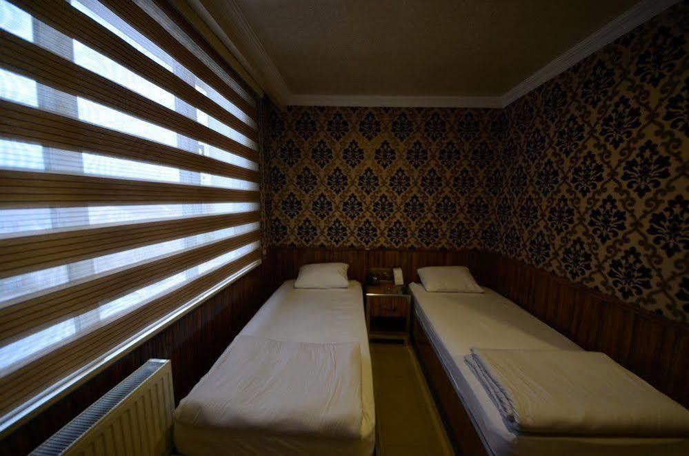 Istiklal Hotel Şanlıurfa Ngoại thất bức ảnh