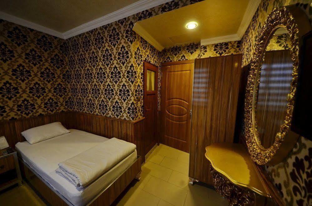 Istiklal Hotel Şanlıurfa Ngoại thất bức ảnh