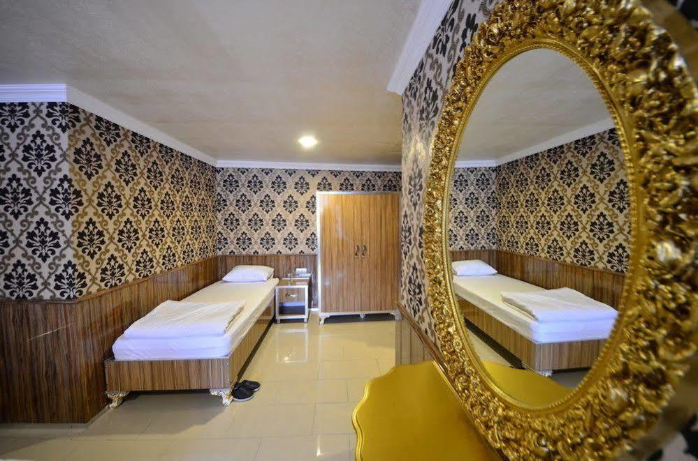 Istiklal Hotel Şanlıurfa Ngoại thất bức ảnh